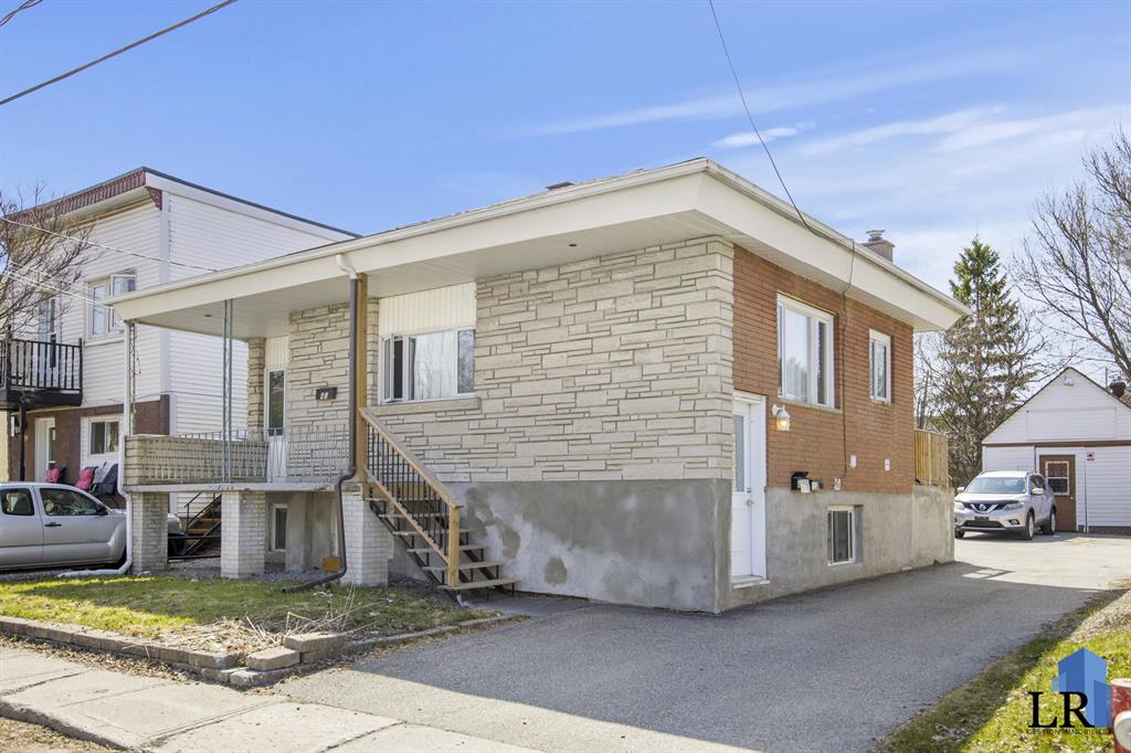41 Rue Montpetit