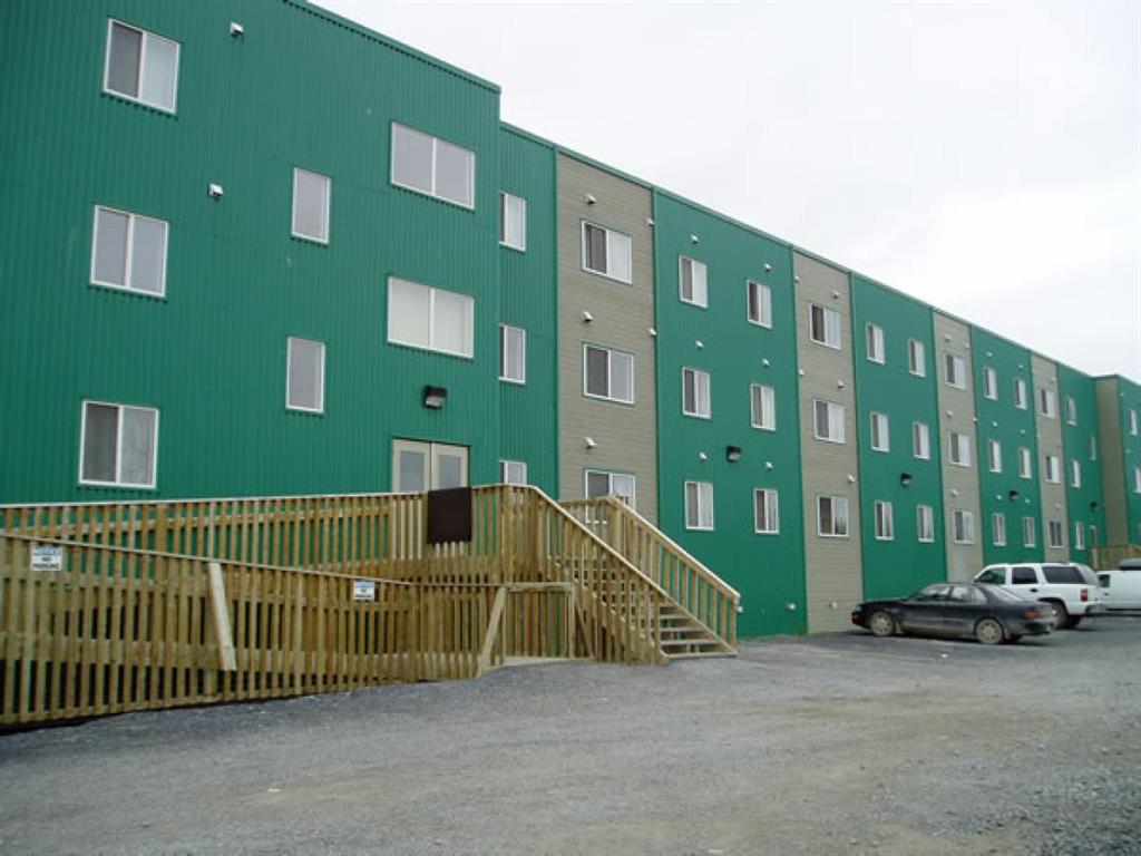 52-76 Bompas Street