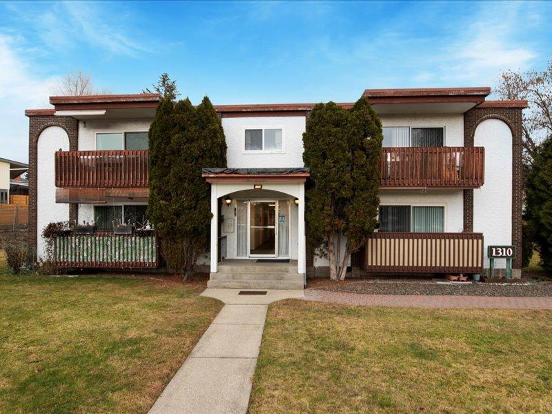 1310, 1311, 1312, 1314 Lawson Avenue