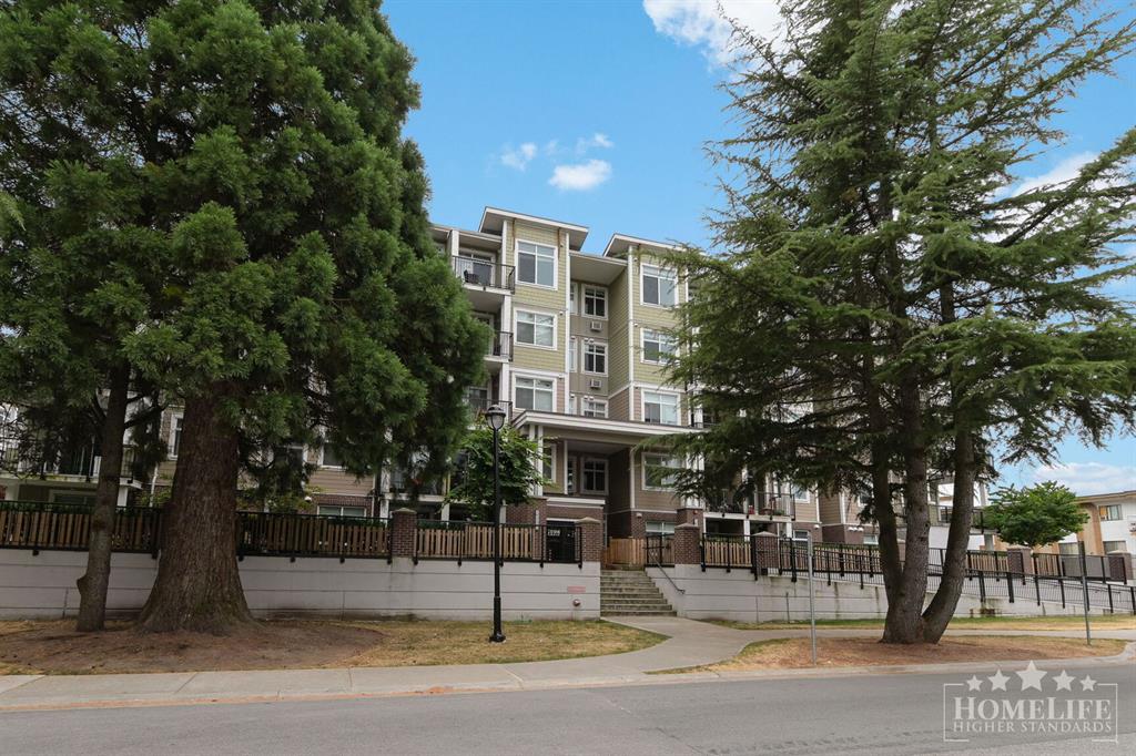 20686 Eastleigh Cres