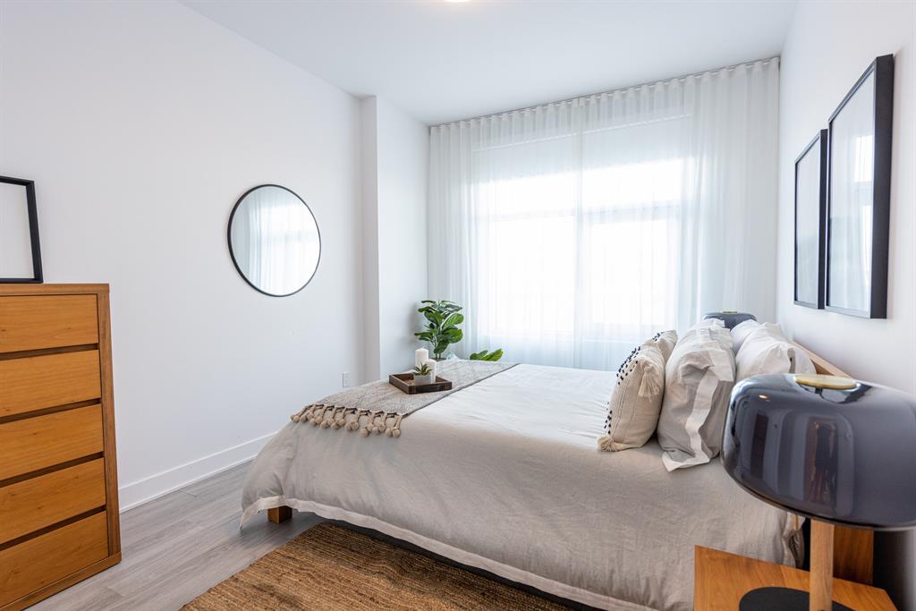 900 Cure-Labelle Boulevard