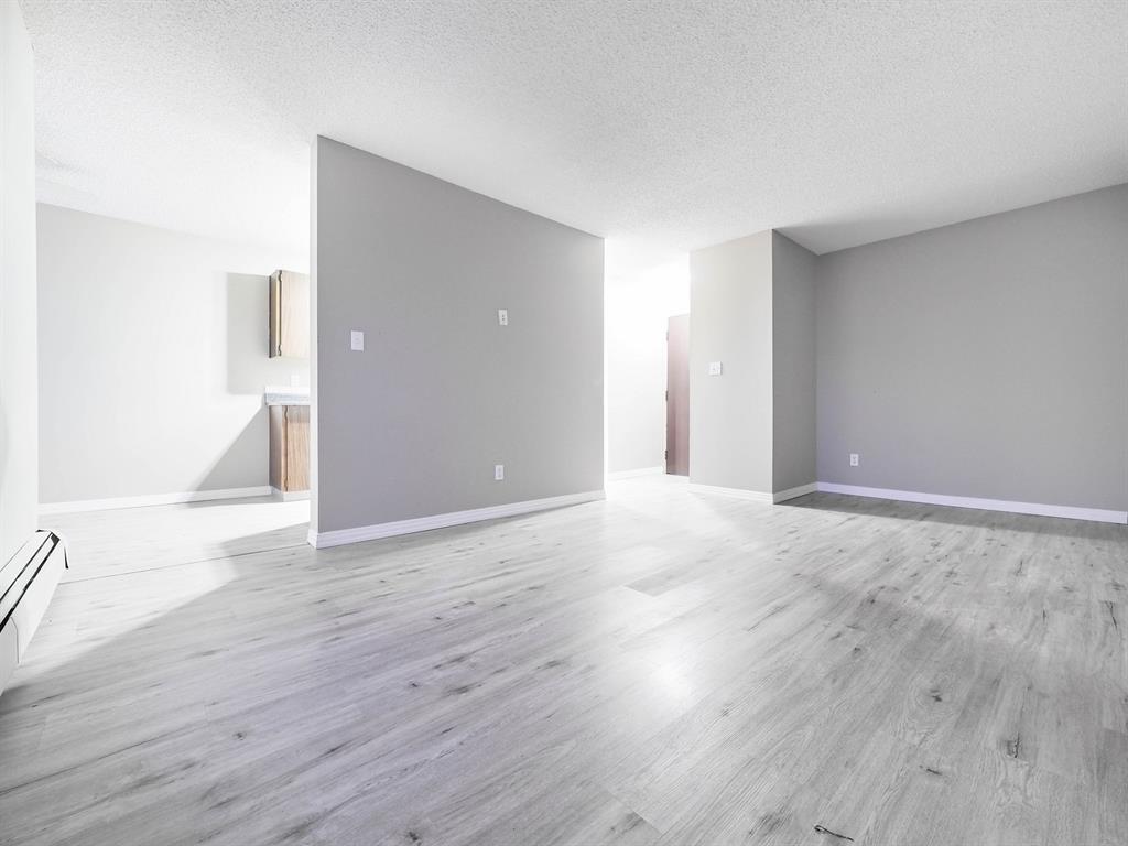 4412-4414 50 street