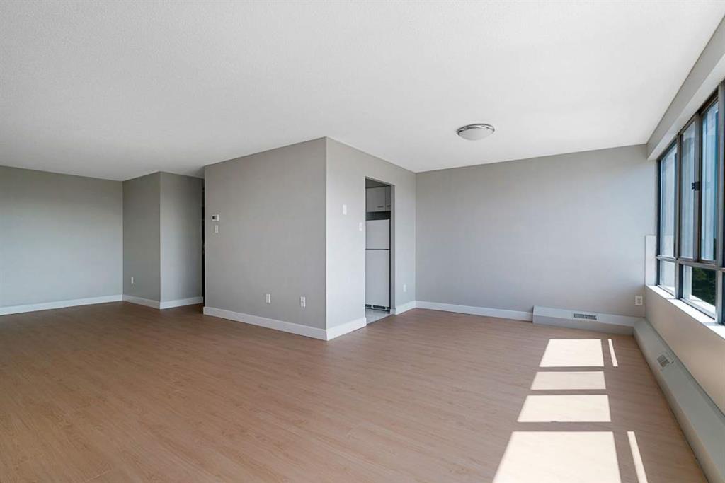 500 Proudfoot Lane, London Apartment for Rent