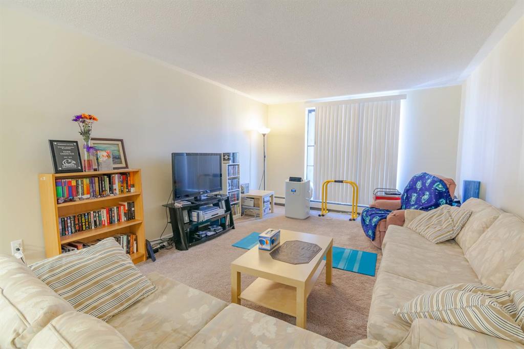 680/690 Wonderland Road North, London Apartment for Rent B11696