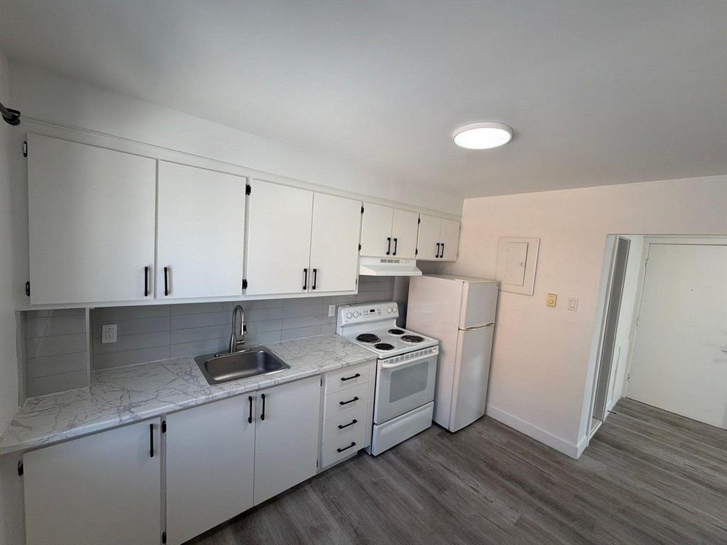 1775 Rue-Notre-Dame-de-Gr�ces