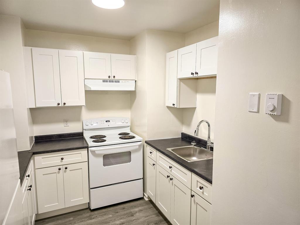 9-54 Paige Plaza and 11-15 Downsview Drive