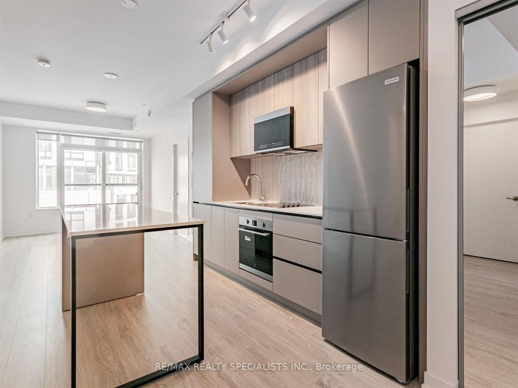 2485 Eglinton Avenue West
