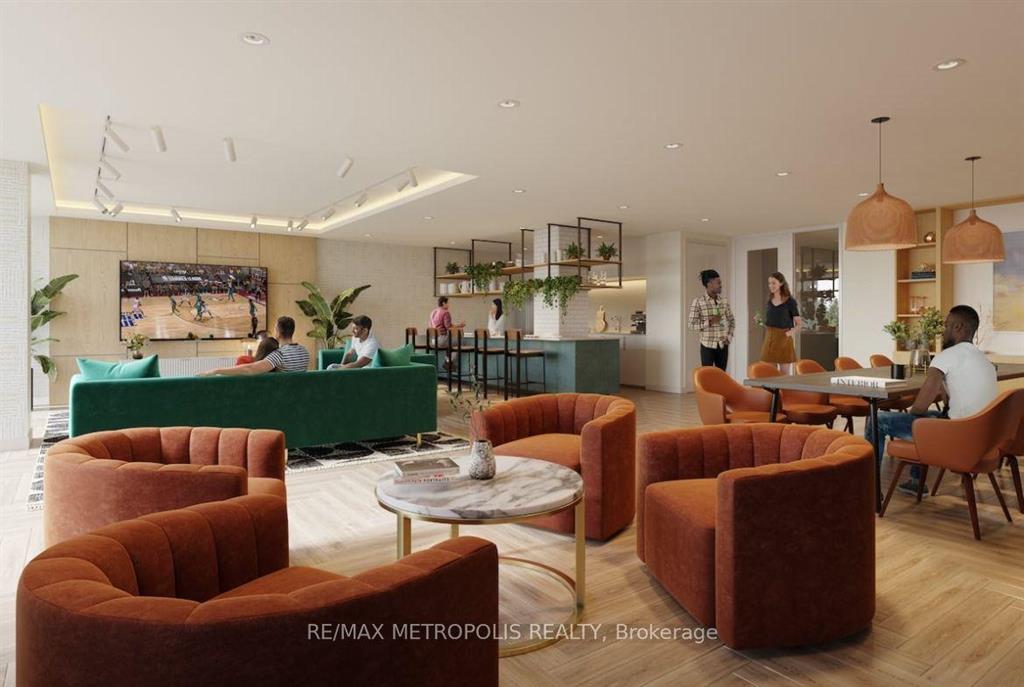 2495 Eglinton Avenue West