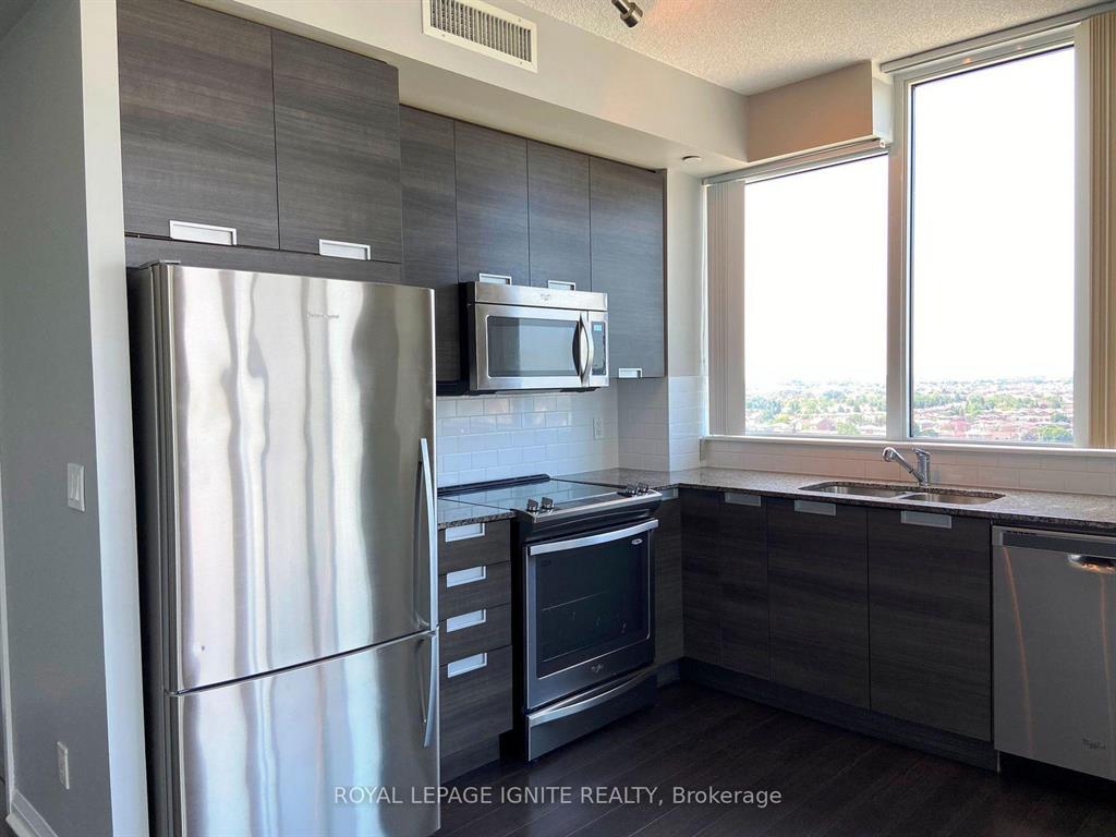75 Eglinton Avenue West