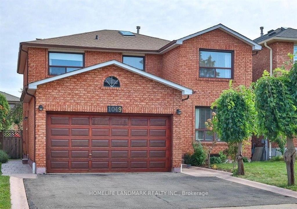 1049 Wetherby Lane E