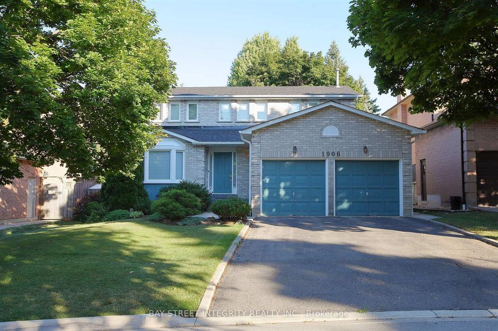 1906 Stoneybrook Crt