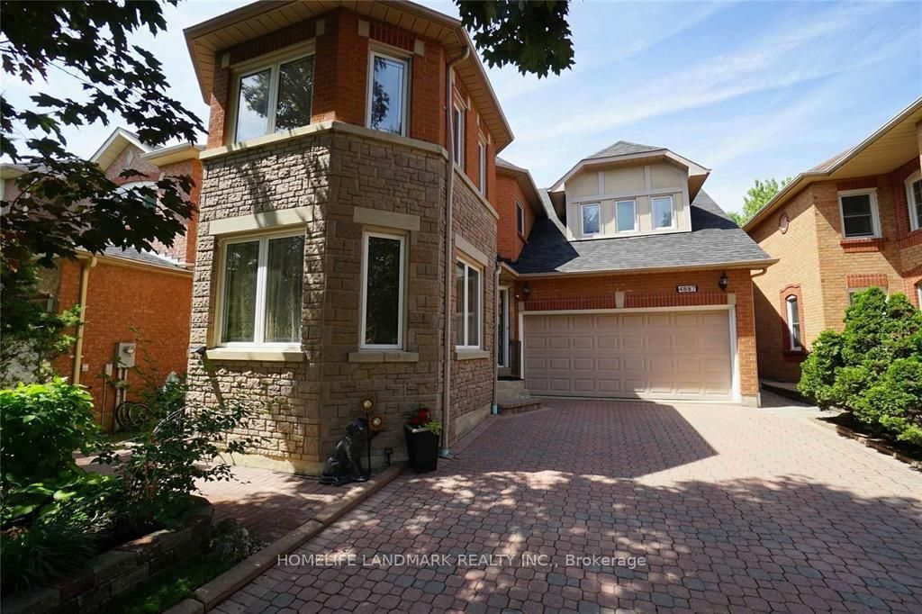 4887 Natkarni Cres