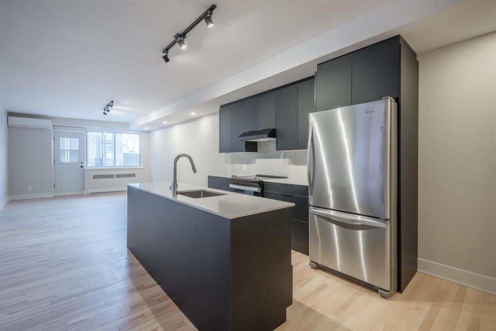 1300 sherwood, montroyal Apartment for Rent