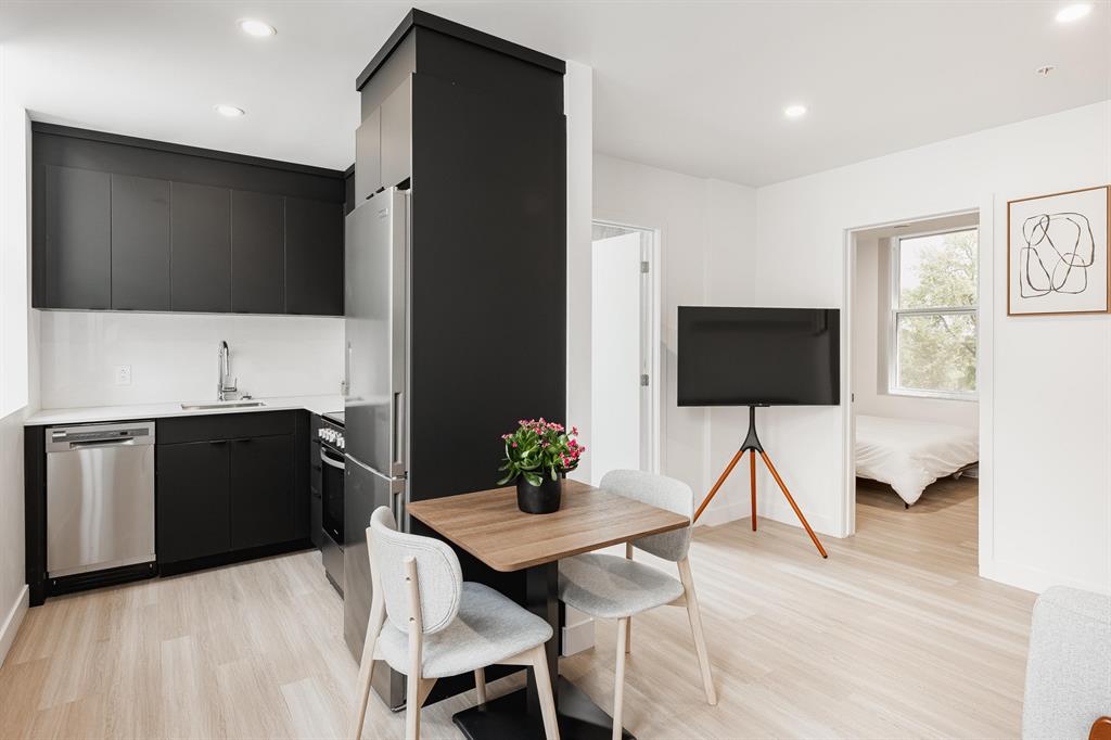 1278 1278 st mathieu