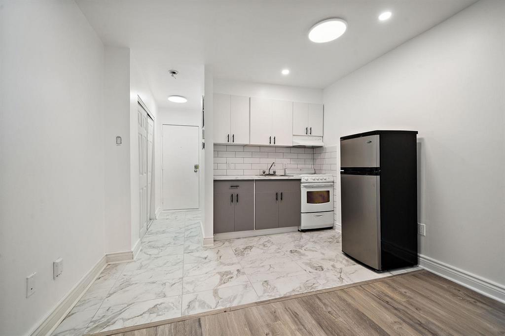 1375 Rue la Fontaine