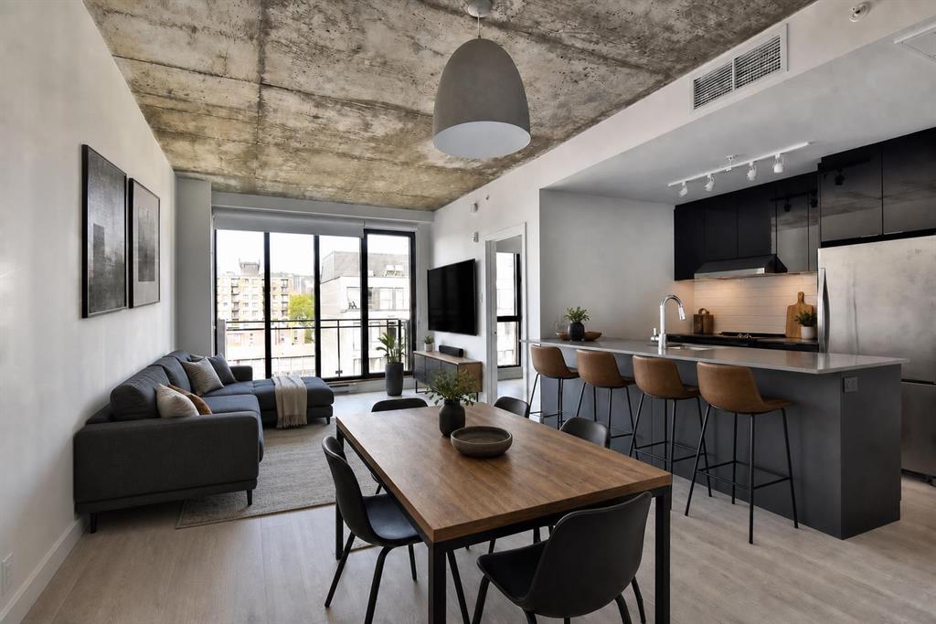1705 rue William