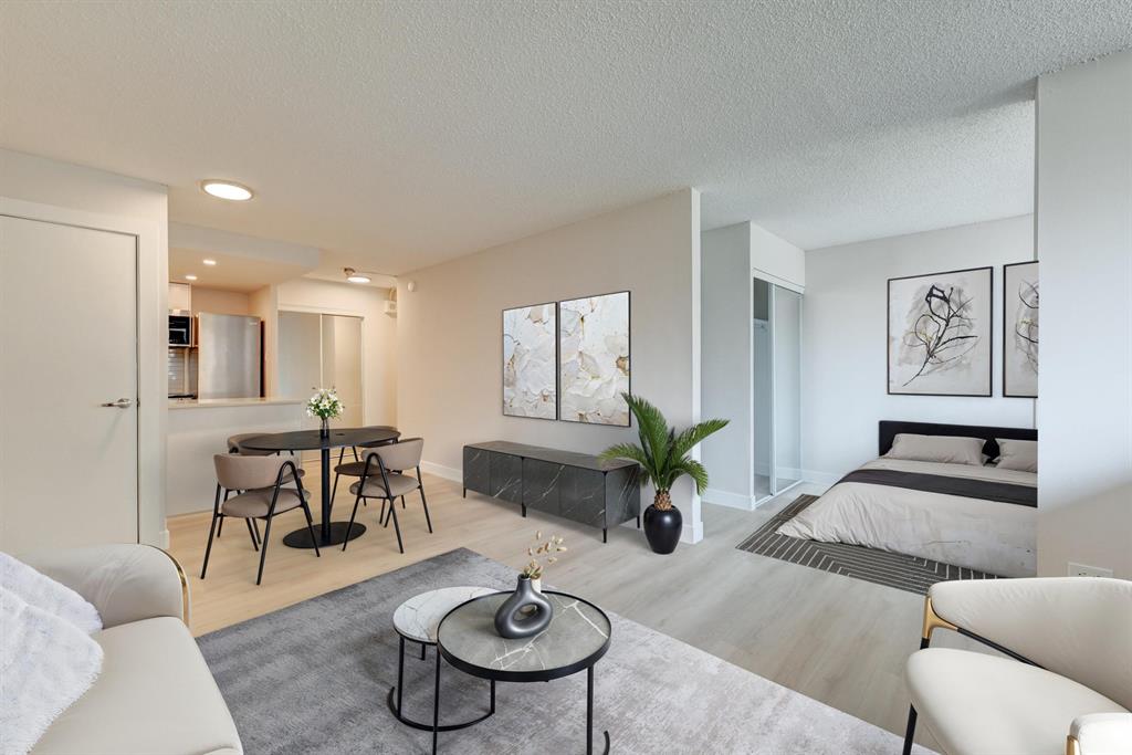 2000 Saint-Marc Street