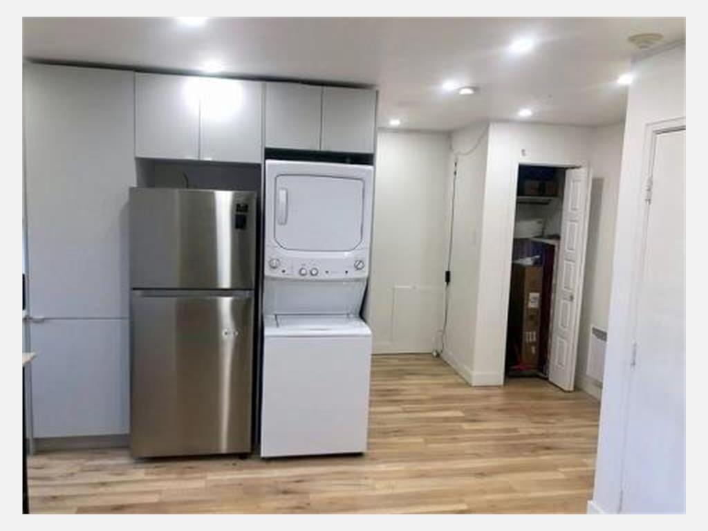 2090 Wellington