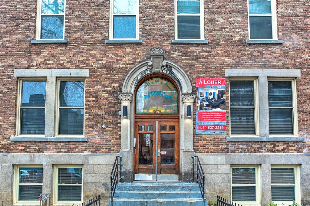 2097 Boulevard de Maisonneuve Ouest