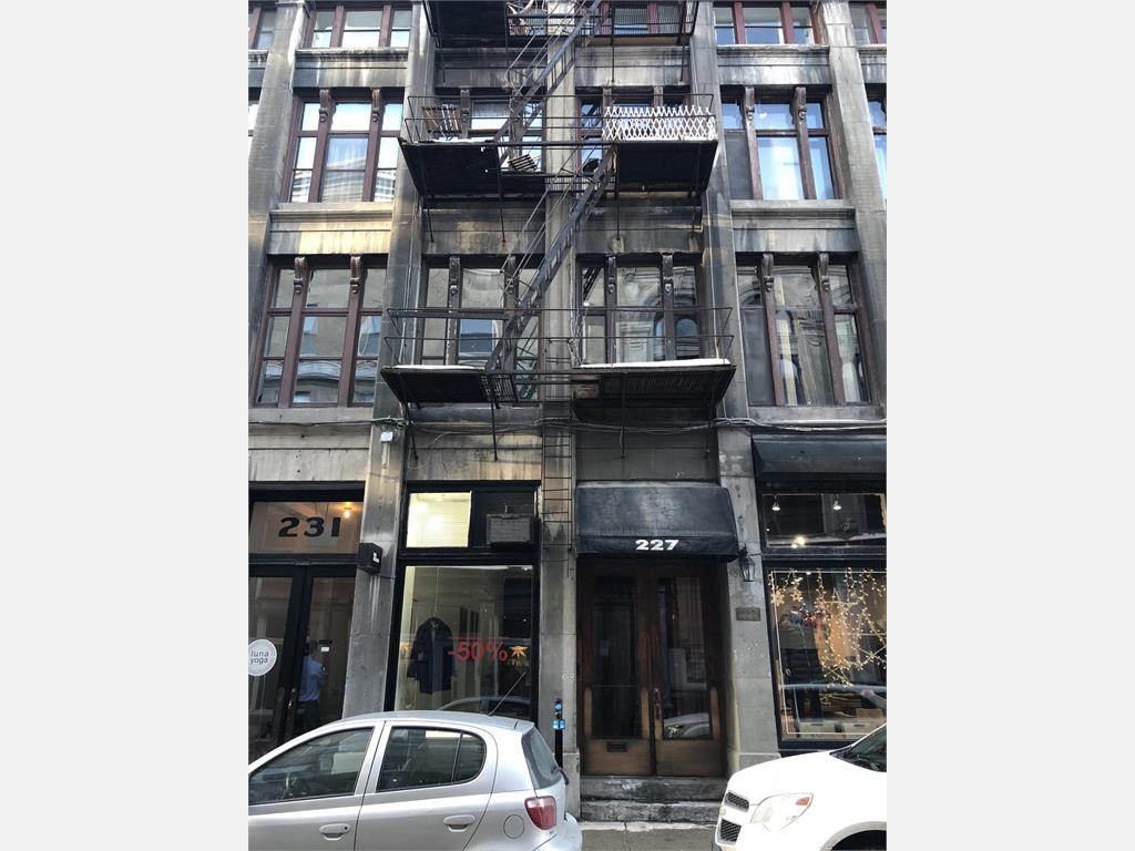 227 St. Paul West