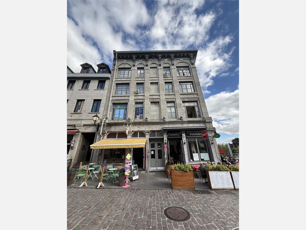 250A Rue Saint Paul Est