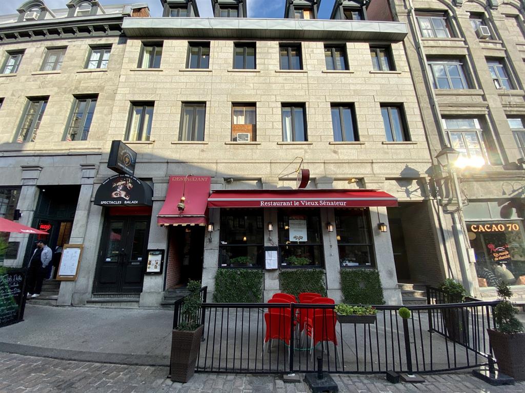 252 St. Paul East