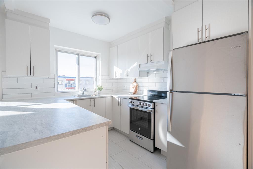 390 Boulevard Cote Vertu Ouest
