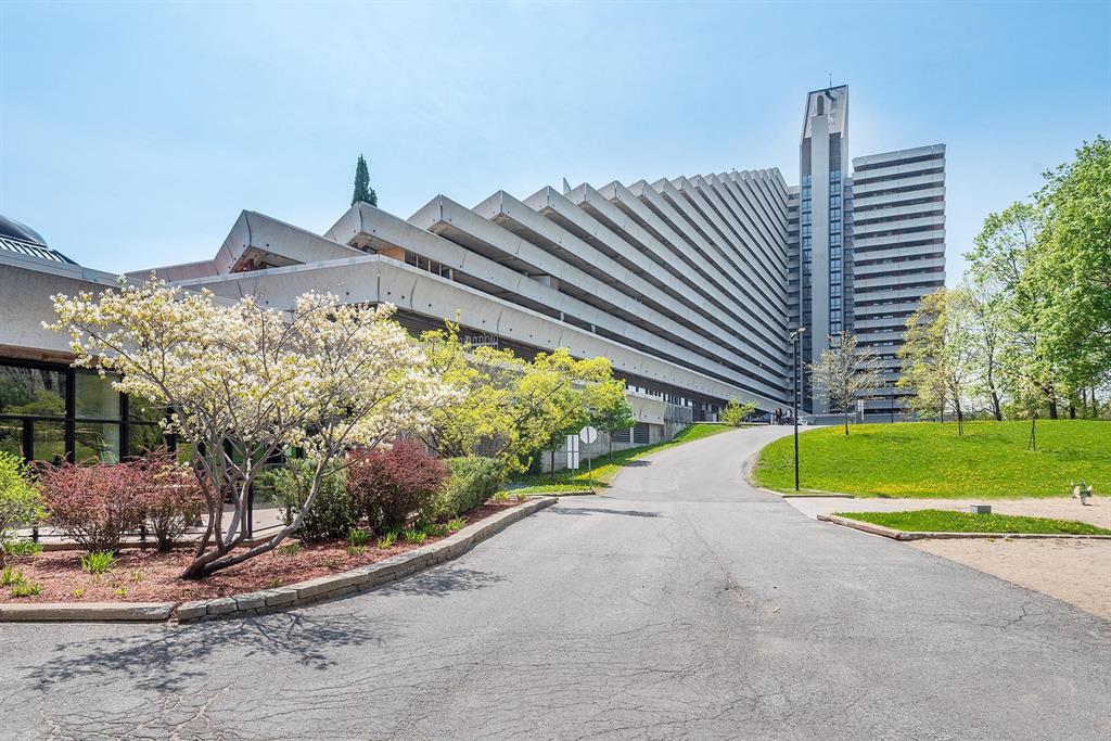 5199 rue Sherbrooke E