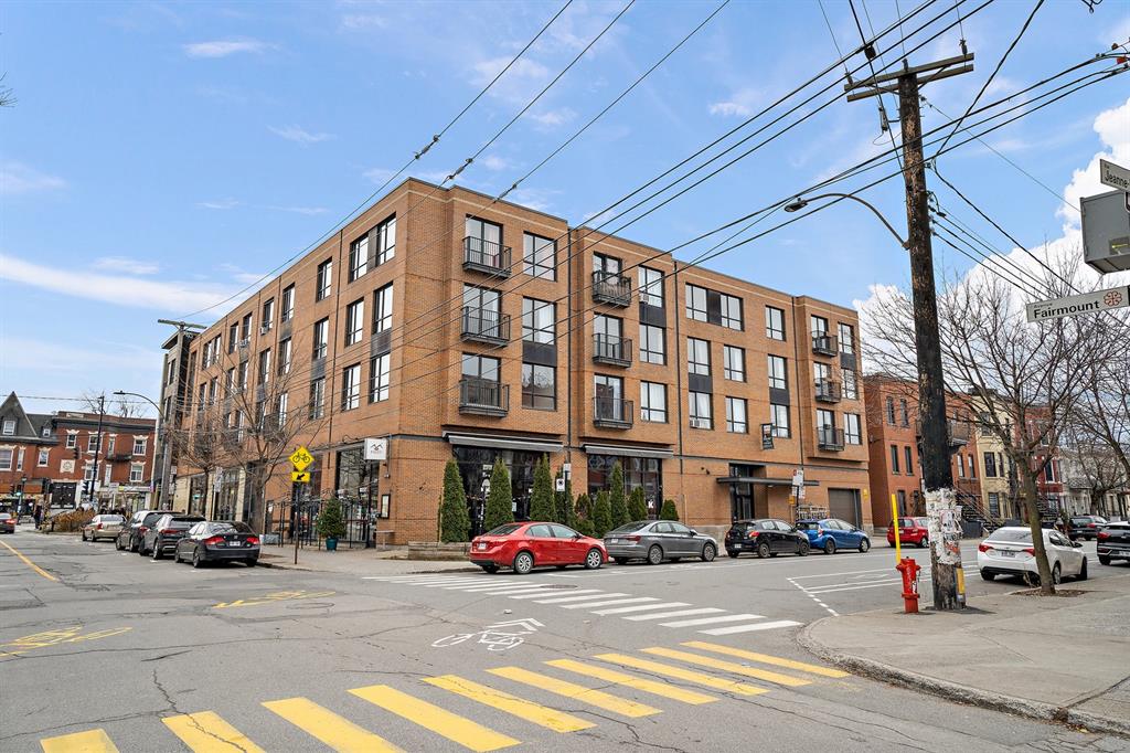 5220 Rue Jeanne-Mance