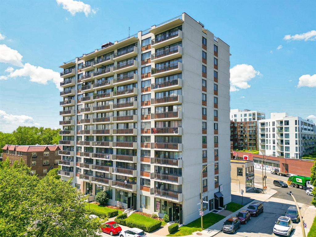 Monkland Village - 5455 Rue de Terrebonne