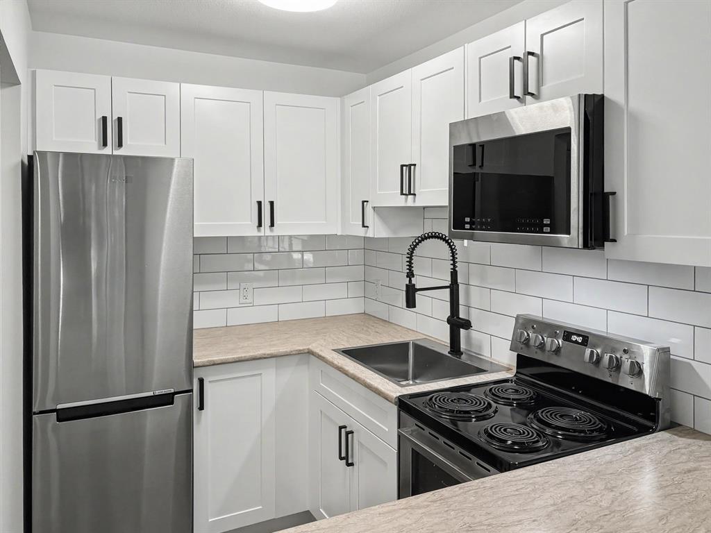 122 18th Street East