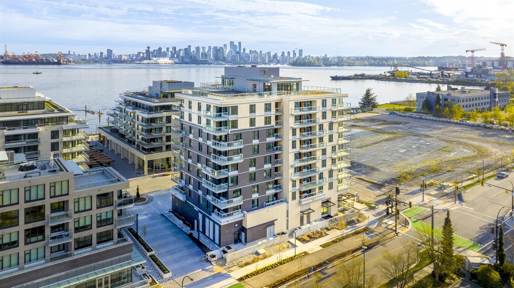 792 Harbour Way