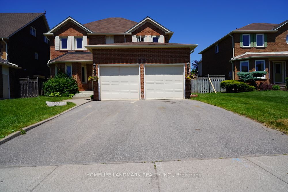 1165 Glenashton Dr