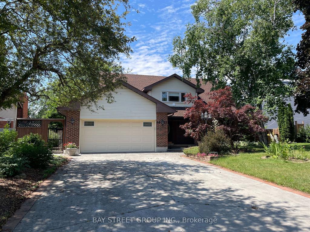 1412 Peerless Crt