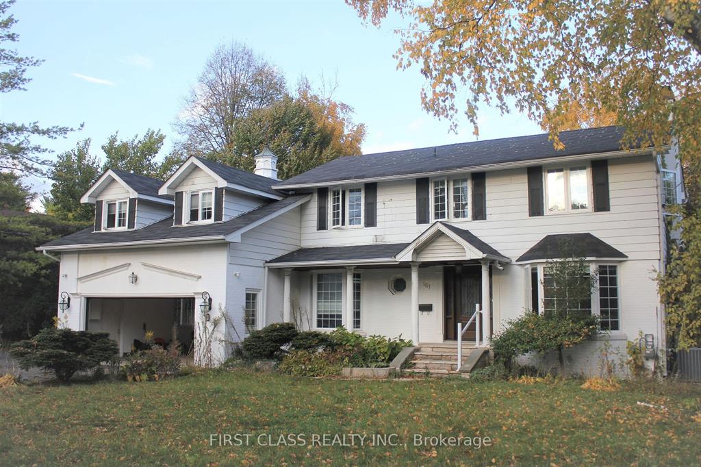 161 Pinehurst Dr
