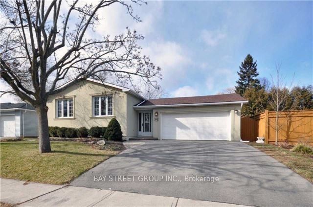 2251 Yolanda Dr