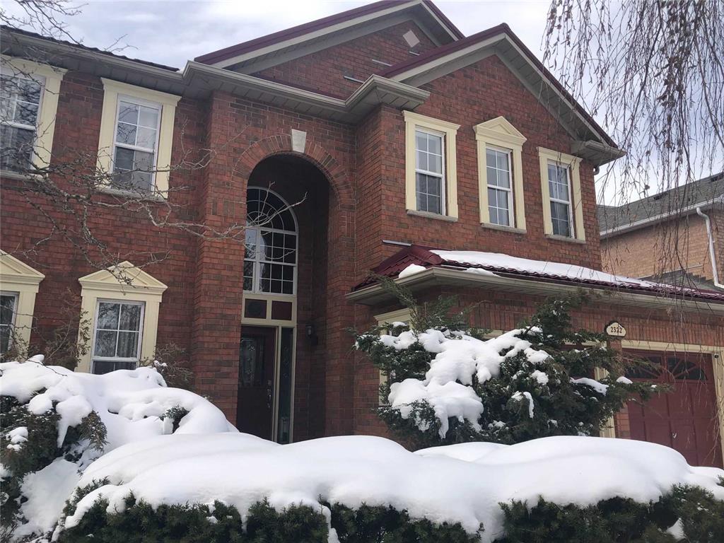 2322 Woodridge Way