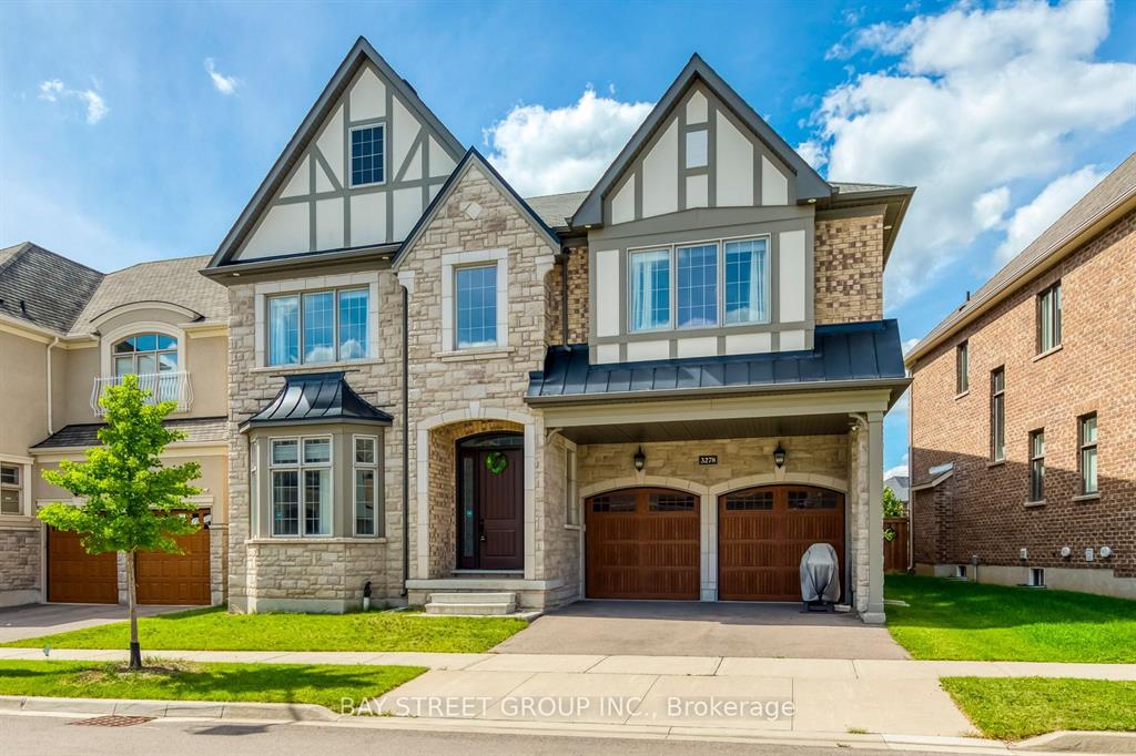 3278 Charles Biggar Dr