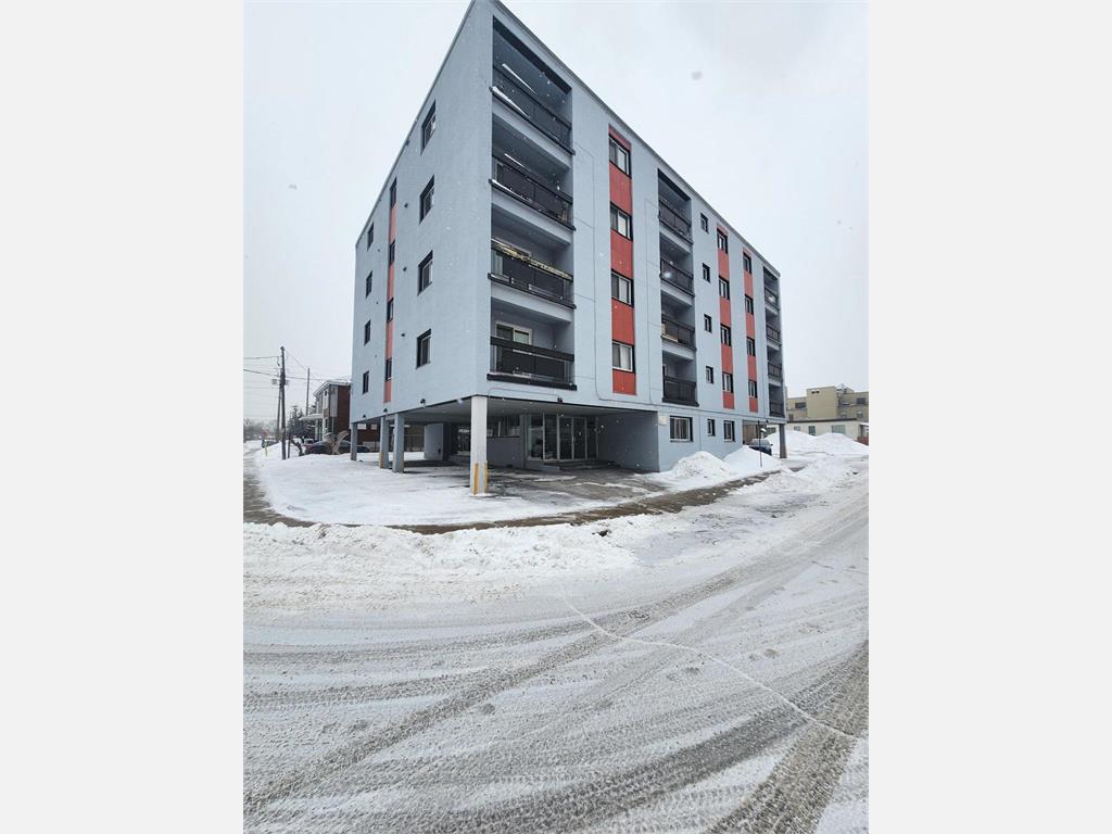 1 Hamilton Avenue North