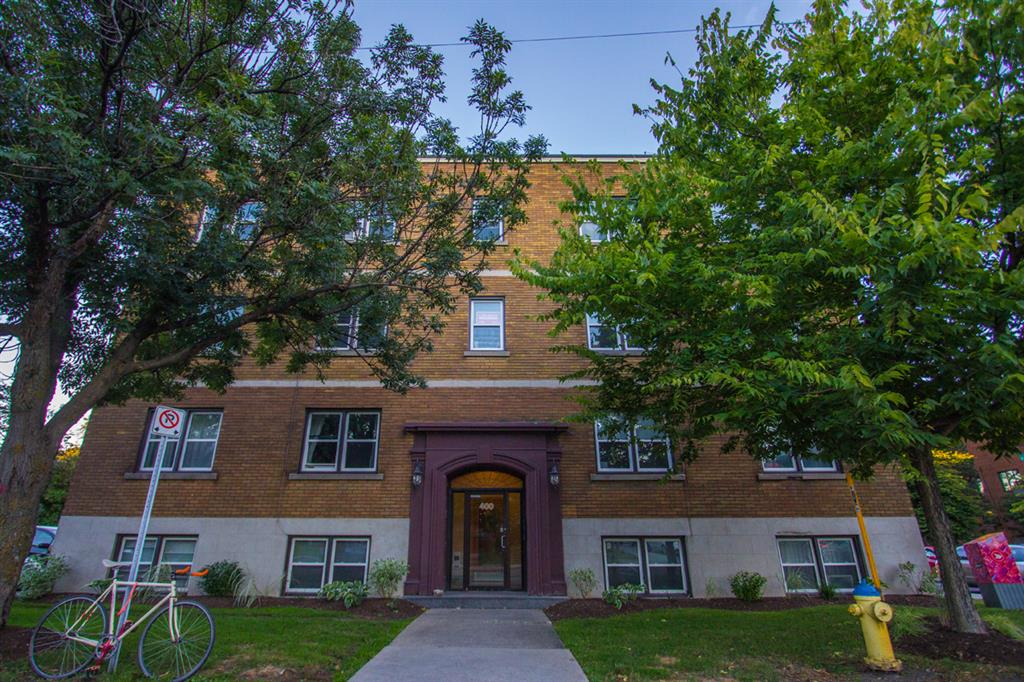 10 - 400 Second Avenue