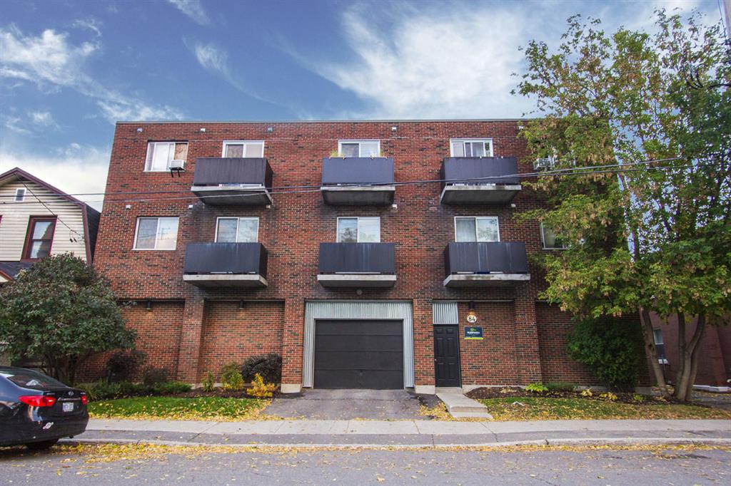 10 - 84 Rosemount Avenue