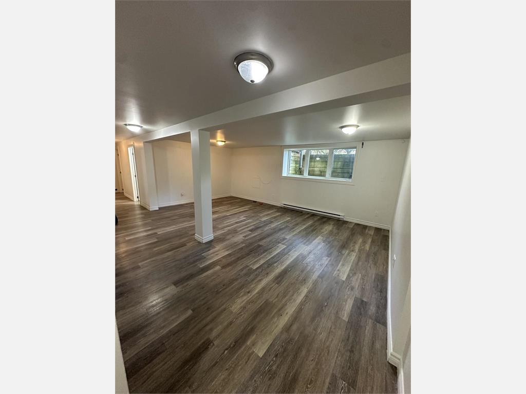 16 Banner Road