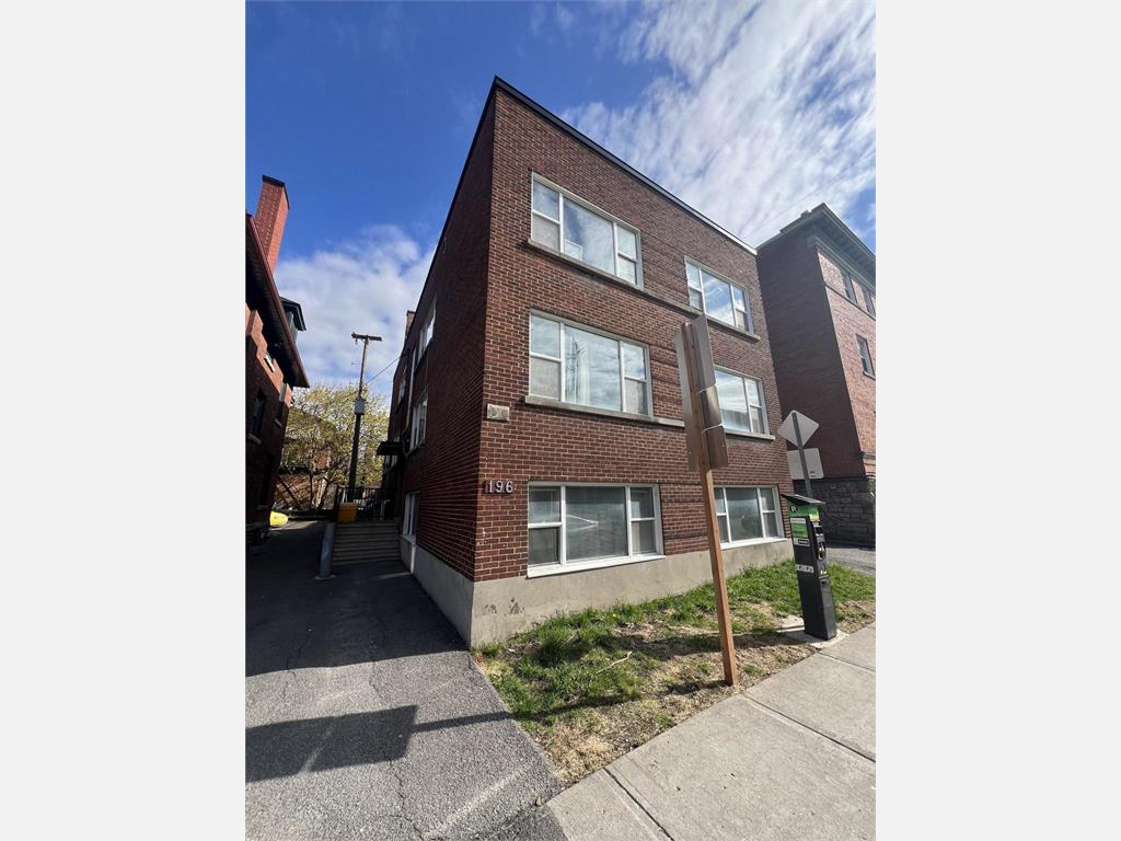 196 Waverley Street - 3