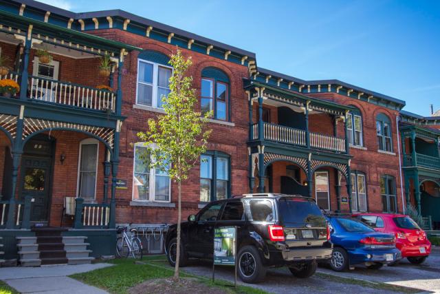 2 - 46 Sweetland Avenue
