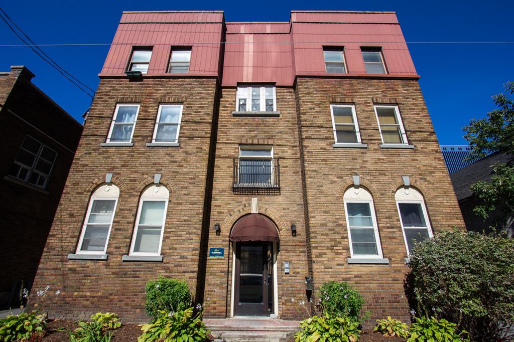 311 Lisgar Street