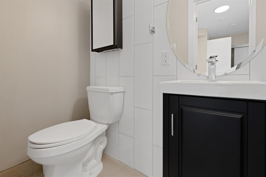 68 Sweetland Avenue - 3C