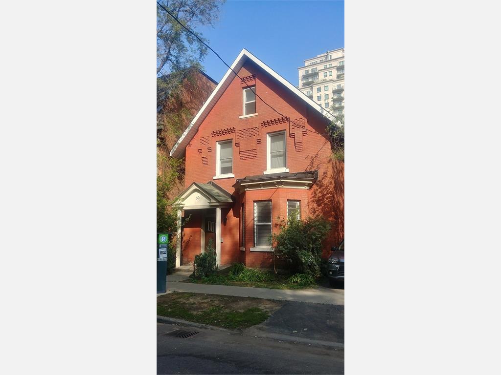 69 Daly Avenue