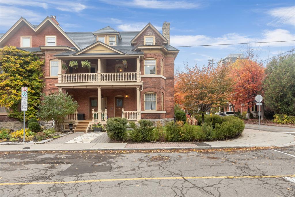 192 Cobourg Street - 1