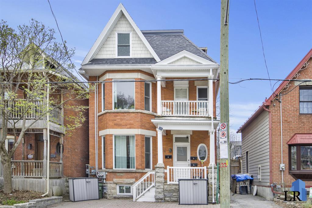 404 Bay Street