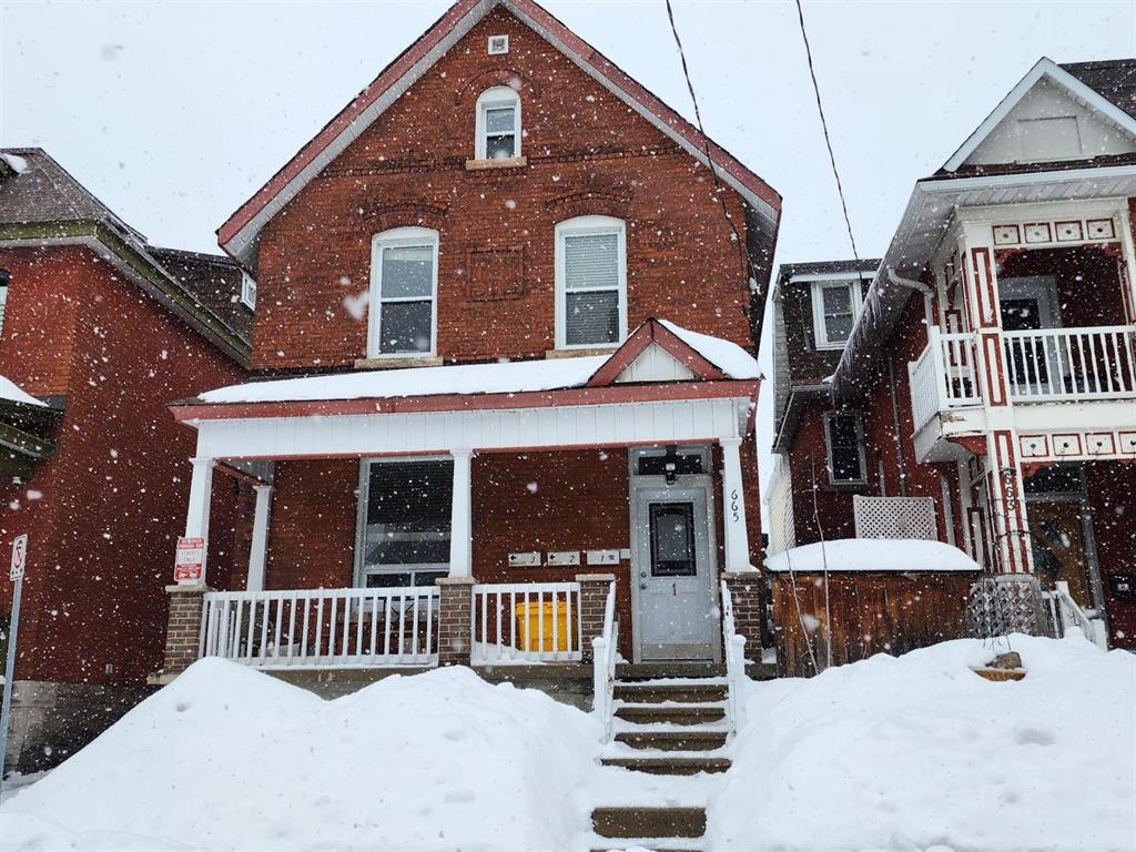 665 Gilmour Street - 3